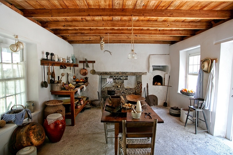 1798 Coquina Kitchen